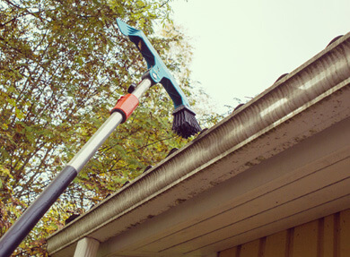 Service Gutter Cleaning Plymouth Devon and Cornwall